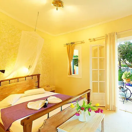 Alkyon Apartments&villas